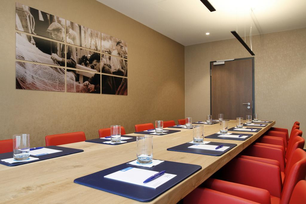 Hafenhotel Meereszeiten Heiligenhafen Εξωτερικό φωτογραφία