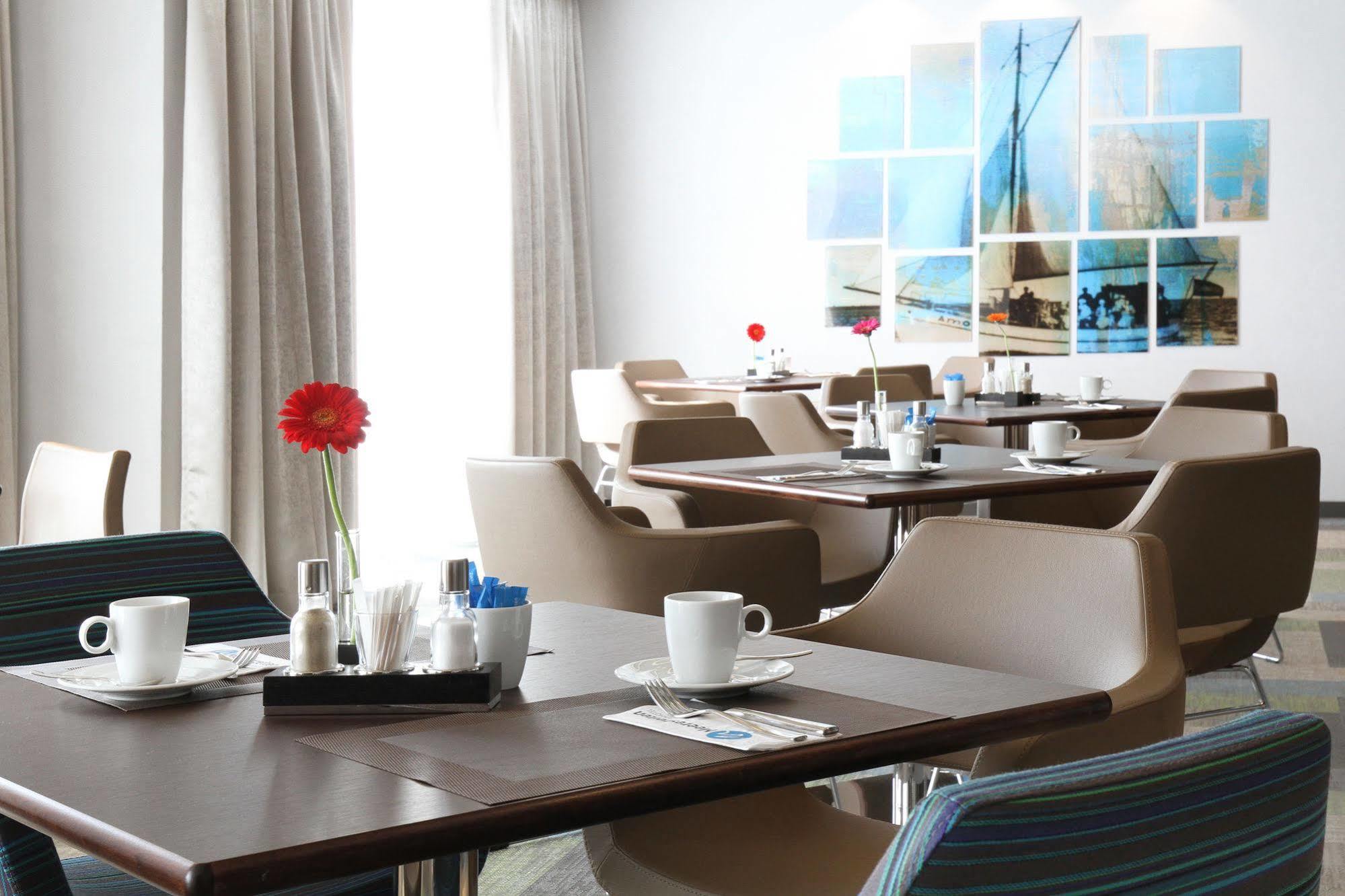 Hafenhotel Meereszeiten Heiligenhafen Εξωτερικό φωτογραφία
